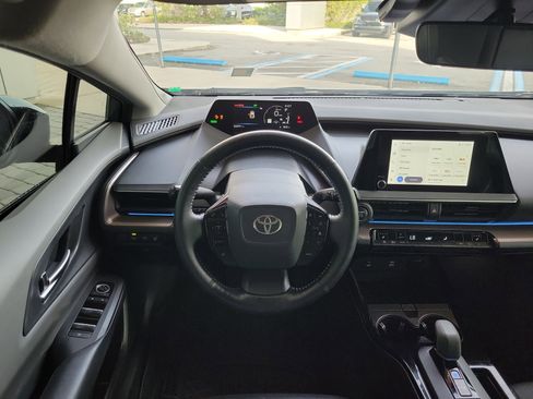 Used 2023 Toyota Prius XLE image 26