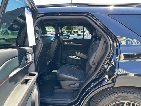Certified 2025 Ford Explorer ST AWD/4WD image 20