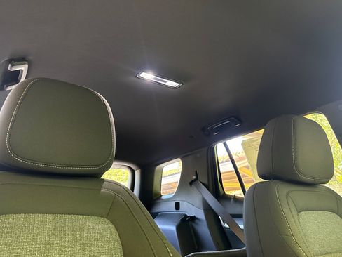 New 2026 GMC Terrain Elevation AWD/4WD image 18