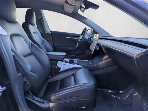 Used 2021 Tesla Model 3 Performance image 21