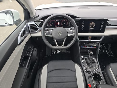 New 2026 Volkswagen Taos SEL AWD/4WD image 19