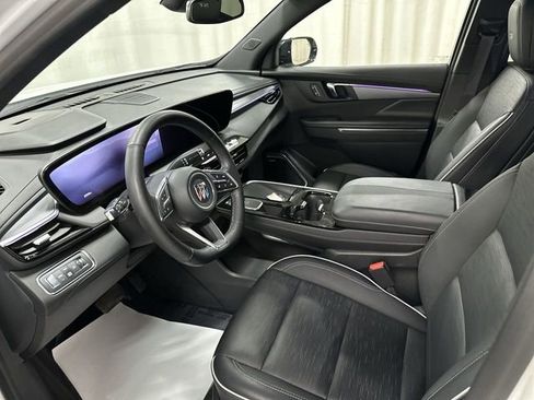 Used 2025 Buick Enclave Sport Touring image 14