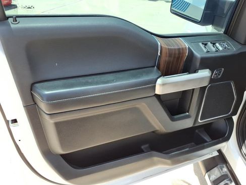 Used 2015 Ford F150 Lariat AWD/4WD image 11
