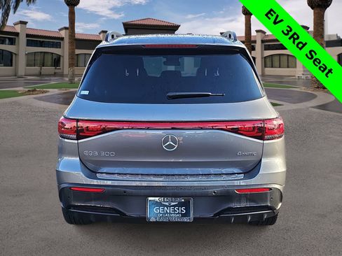Used 2022 Mercedes-Benz EQB 300 EQB 300 w/ AMG Night Package image 7