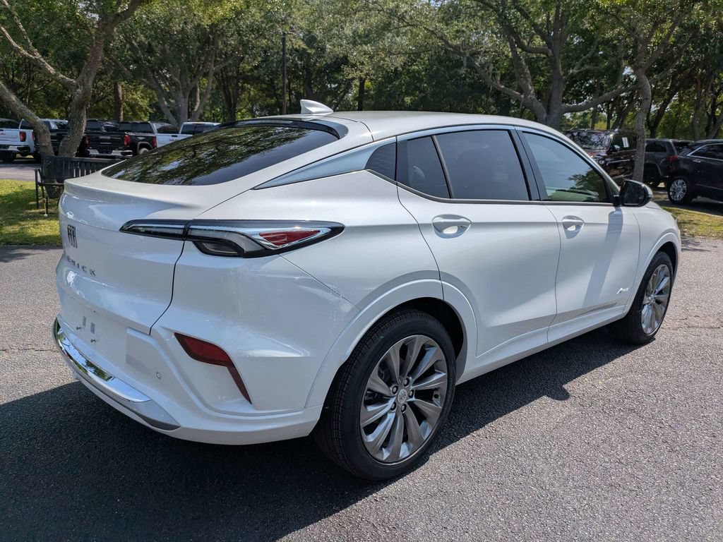 New 2026 Buick Envista Avenir FWD image 4