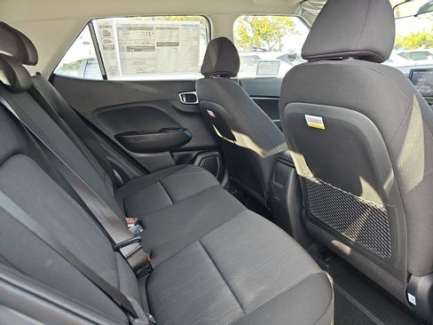 New 2026 Hyundai Venue SE FWD image 11