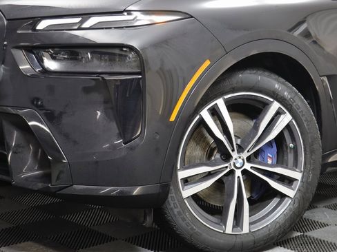 Certified 2023 BMW X7 xDrive40i w/ M Sport Package image 3