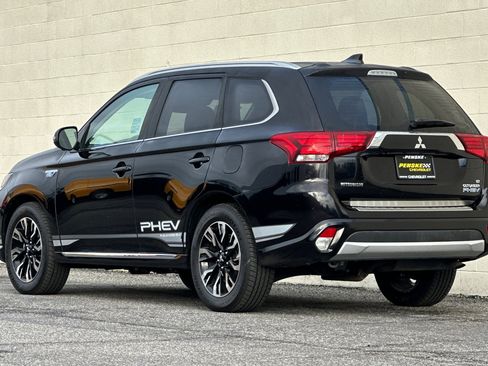 Used 2018 Mitsubishi Outlander GT image 6