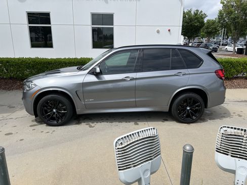 Used 2018 BMW X5 xDrive50i w/ M Sport Package AWD/4WD image 6