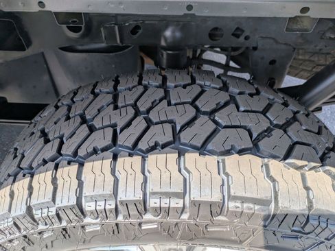 Used 2024 Ford F150 XLT w/ Mobile Office Package image 10