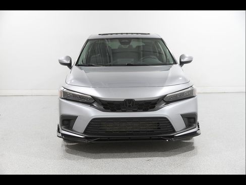 Used 2023 Honda Civic EX-L image 2