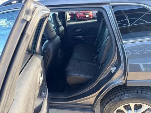 Used 2022 Jeep Cherokee Latitude Lux w/ Sun & Sound Group image 22