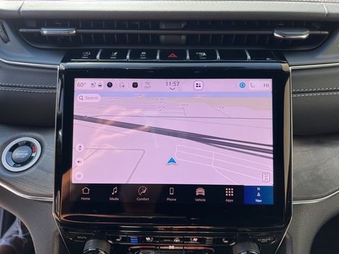 New 2025 Jeep Grand Cherokee L Overland w/ Trailer Tow Package image 17