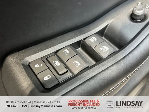 New 2025 Jeep Grand Cherokee Altitude image 28