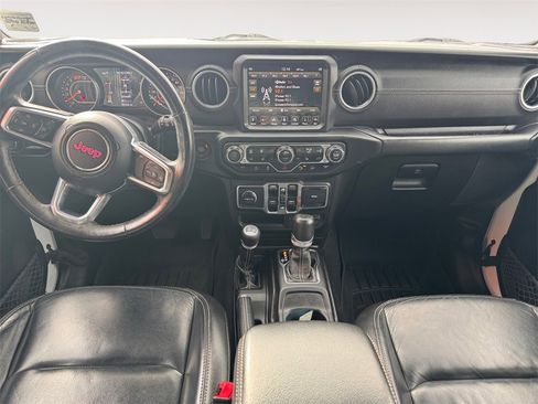 Used 2018 Jeep Wrangler Unlimited Sahara w/ Dual Top Group image 10