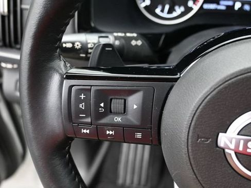 Used 2022 Nissan Pathfinder SL w/ SL Premium Package FWD image 34
