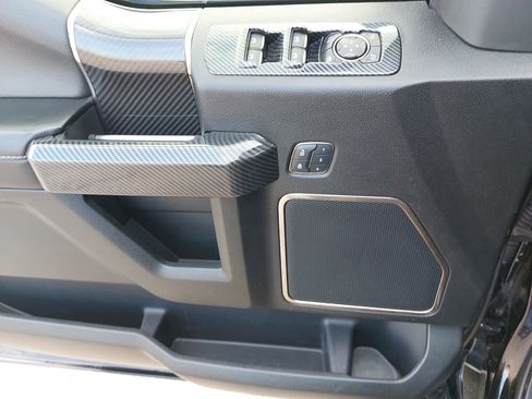 Used 2018 Ford F150 Raptor w/ Equipment Group 802A Luxury image 29