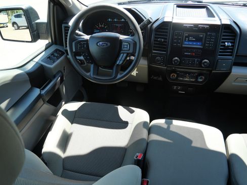 Used 2015 Ford F150 XL w/ Equipment Group 101A Mid AWD/4WD image 9
