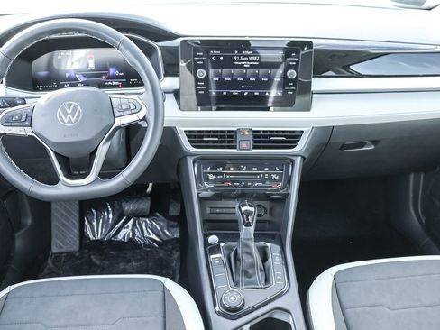 New 2025 Volkswagen Taos SE image 35