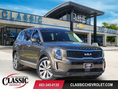 Used 2022 Kia Telluride S image 1