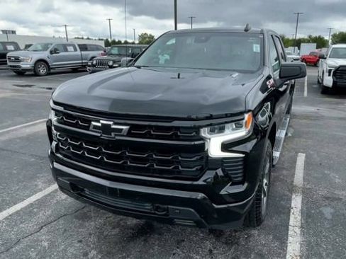 Used 2023 Chevrolet Silverado 1500 RST AWD/4WD image 5