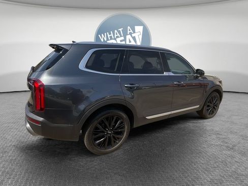 Certified 2022 Kia Telluride SX w/ SX Prestige Package AWD/4WD image 3