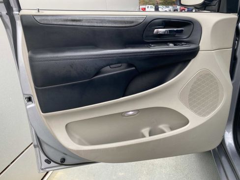 Used 2014 Dodge Grand Caravan SE w/ Quick Order Package 29E SE image 15