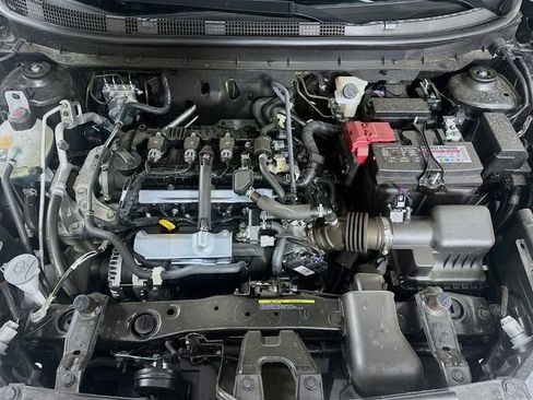 New 2025 Nissan Kicks Play S image 10