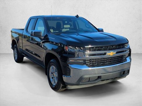 Used 2020 Chevrolet Silverado 1500 LT w/ Bed Protection Package RWD image 3