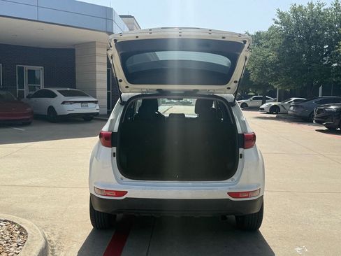 Used 2019 Kia Sportage LX FWD image 5