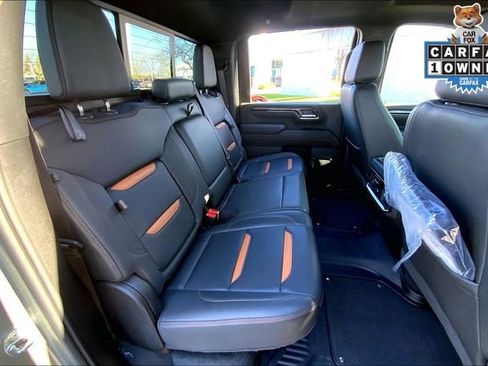 Used 2024 GMC Sierra 2500 AT4 w/ AT4 Premium Plus Package image 27
