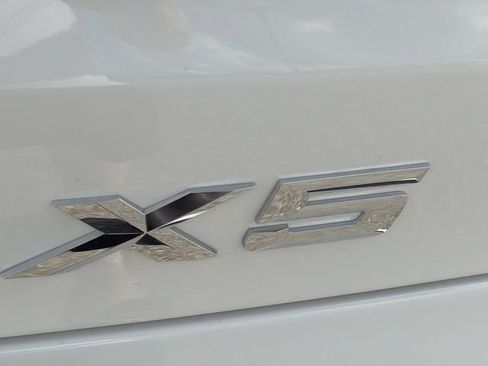 Used 2025 BMW X5 xDrive40i w/ Climate Comfort Package image 11