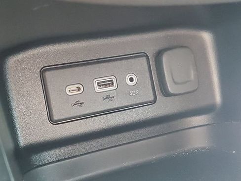 Certified 2021 Chevrolet Equinox LT AWD/4WD image 18