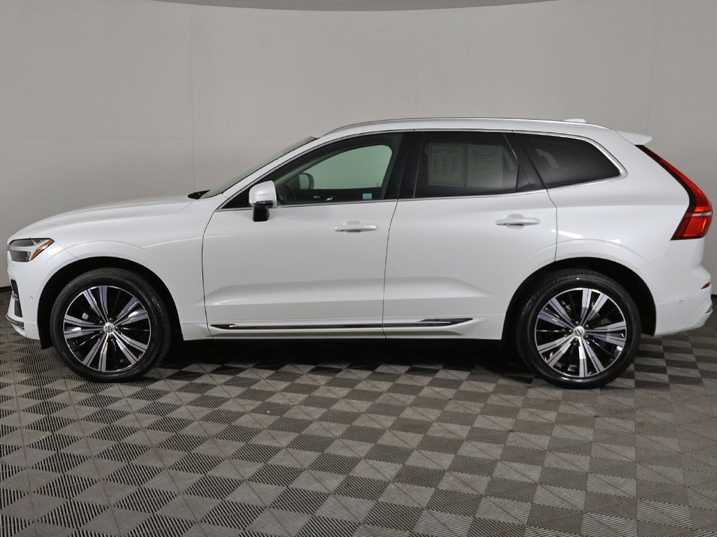 Used 2023 Volvo XC60 B5 Plus w/ Climate Package AWD/4WD image 19