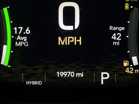 Used 2024 Jeep Wrangler Unlimited Rubicon 4xe w/ Technology Group image 15