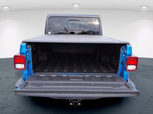 Used 2021 Jeep Gladiator Sport AWD/4WD image 11