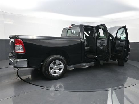 Used 2022 RAM 1500 Big Horn image 36
