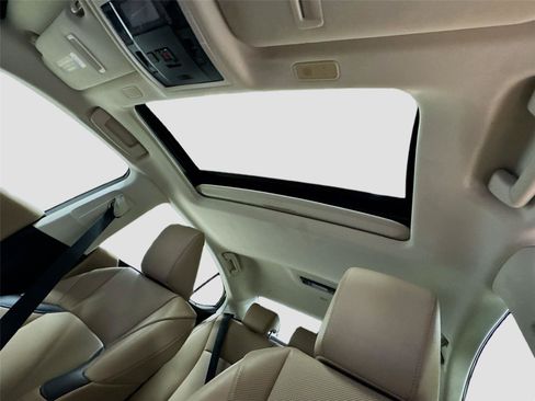 Used 2021 Lexus ES 350 w/ Premium Package FWD image 21