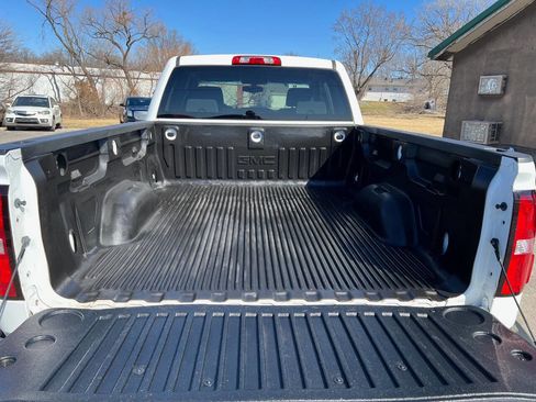 Used 2019 GMC Sierra 1500 Limited Elevation w/ Elevation Edition image 5