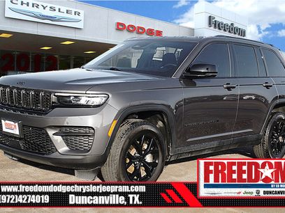 Used 2024 Jeep Grand Cherokee Altitude