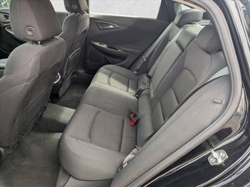 Used 2023 Chevrolet Malibu LT FWD image 16