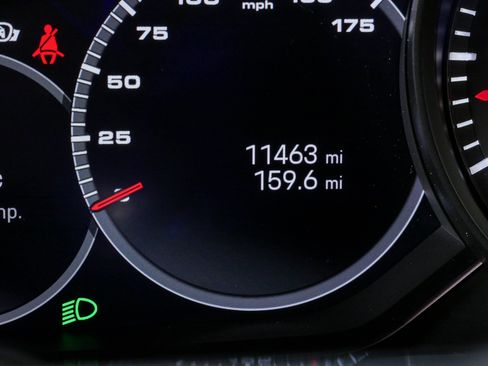Certified 2023 Porsche Cayenne AWD/4WD image 11