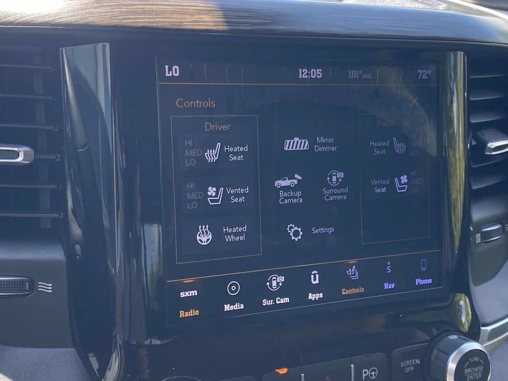 Used 2019 RAM 1500 Laramie AWD/4WD image 26