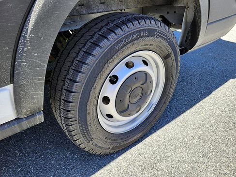 New 2024 Ford Transit 250 148 Medium Roof w/ Load Area Protection Package image 19