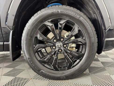 Used 2022 Toyota RAV4 SE AWD/4WD image 44