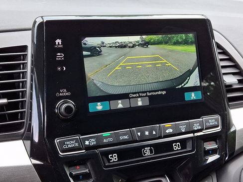 Used 2024 Honda Odyssey Sport image 19