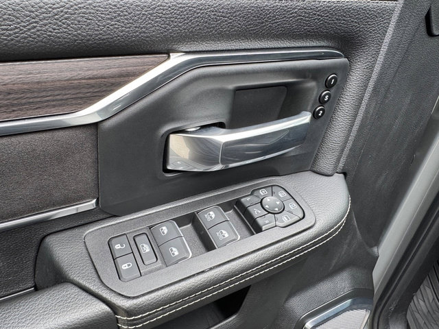Used 2026 RAM 3500 Laramie AWD/4WD image 15