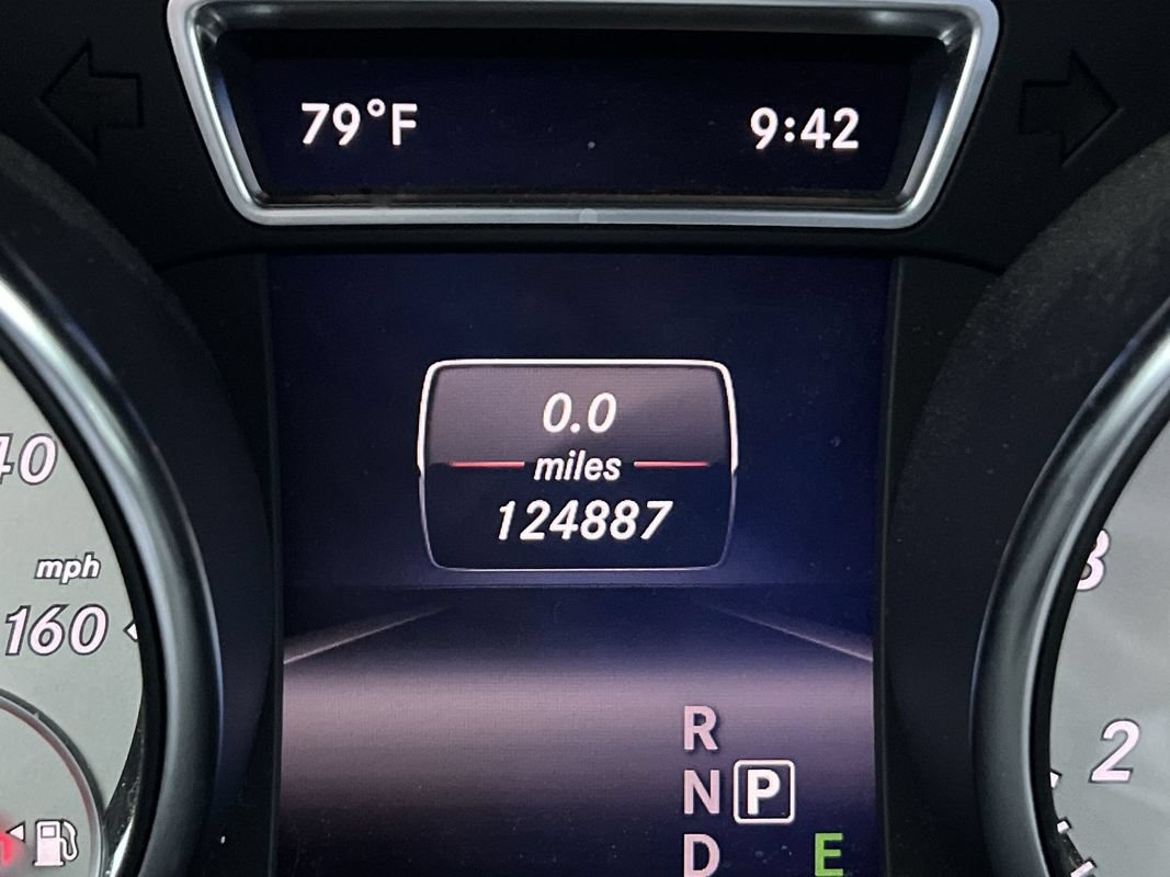 Used 2015 Mercedes-Benz CLA 250 image 18