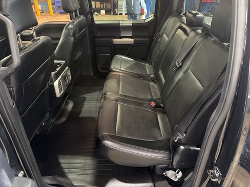 Used 2015 Ford F150 Lariat w/ Equipment Group 502A Luxury image 31