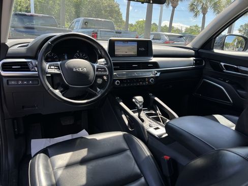 Used 2022 Kia Telluride S AWD/4WD image 30